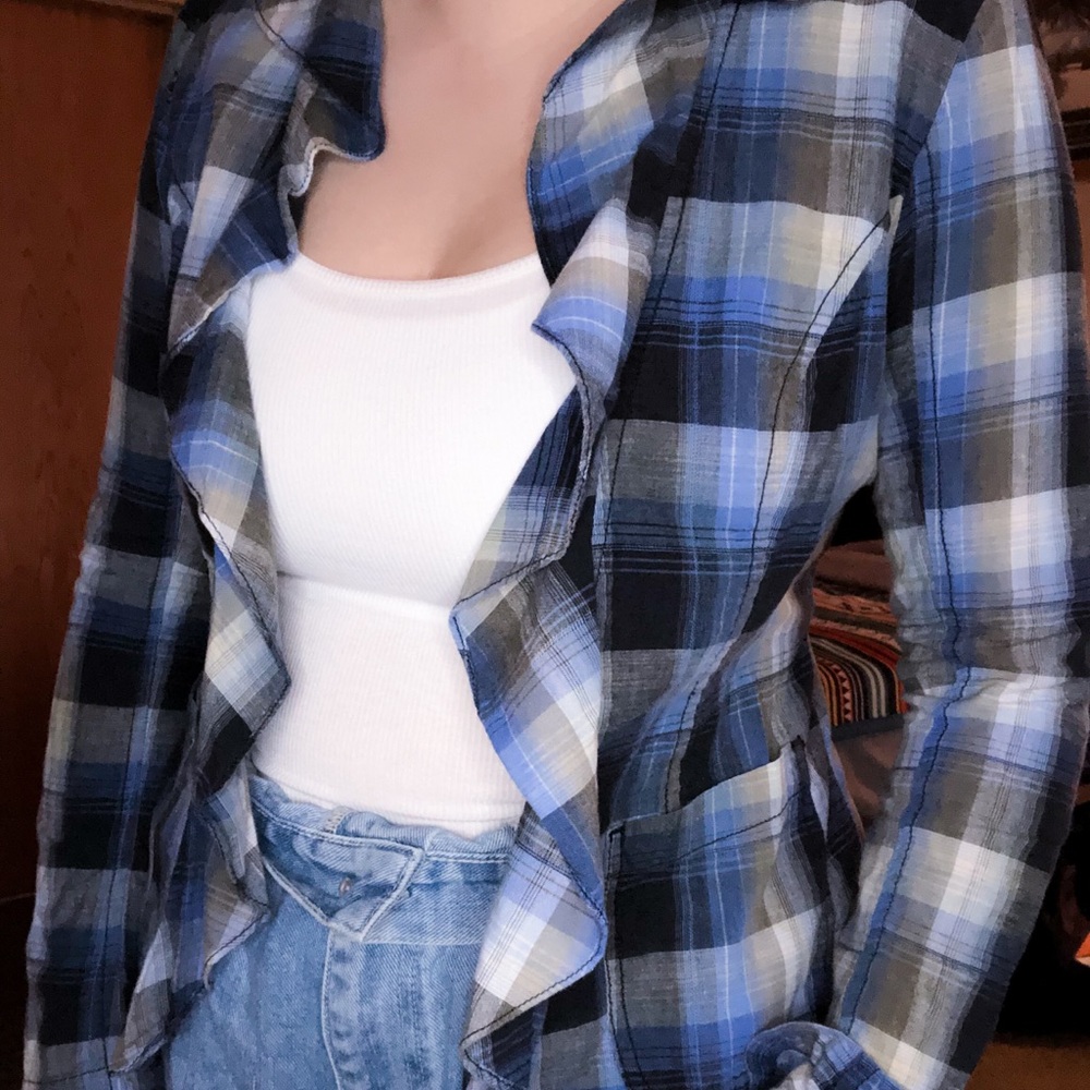 FP FLANNEL RUFFLED TOP🦋🖤